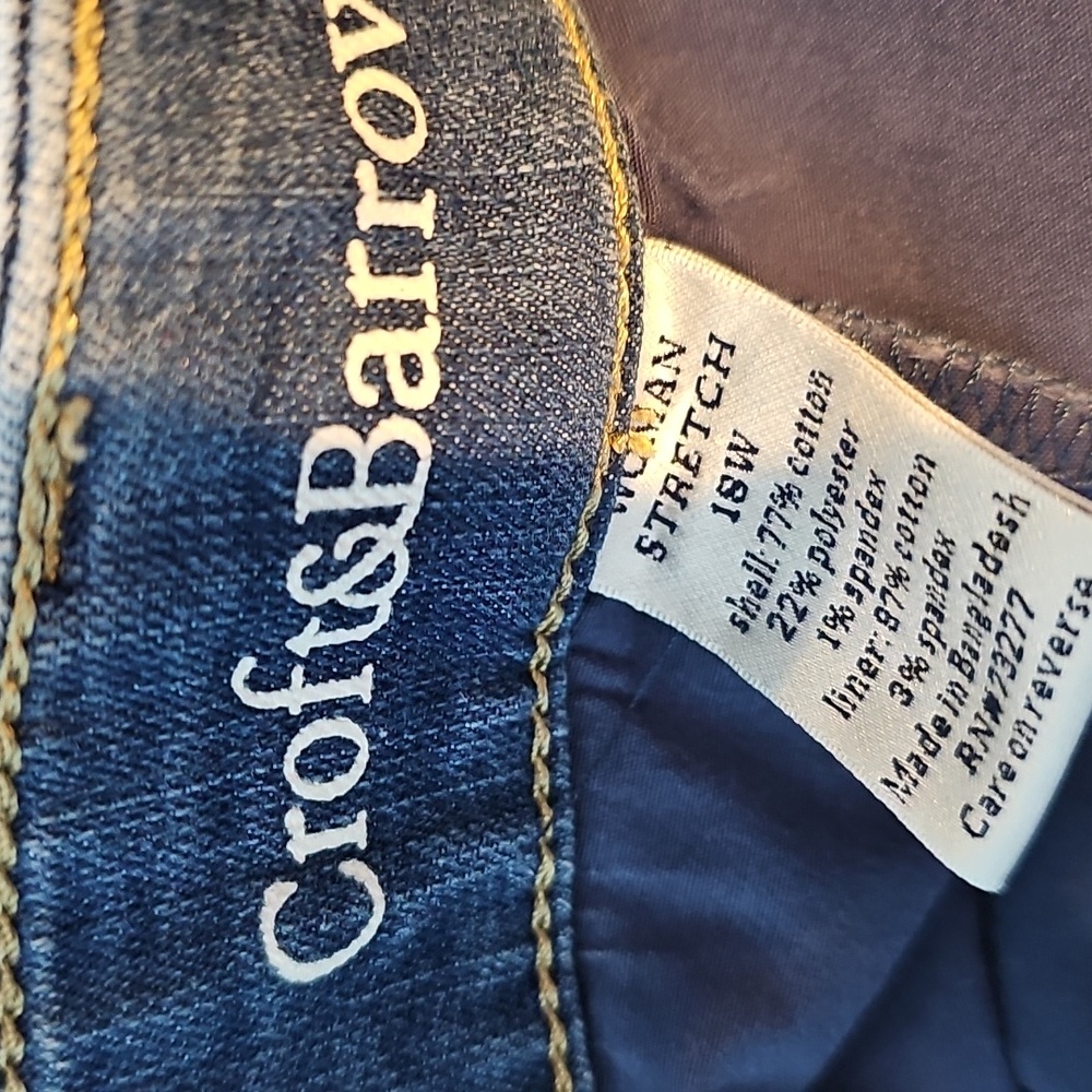 3/$25 Croft & Barrow Size 18W Denim Skort Classic Fit - Picture 4 of 6